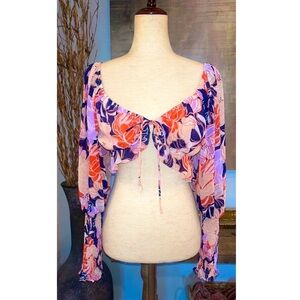 All About May 70s vibe floral tie front crop top size s/6